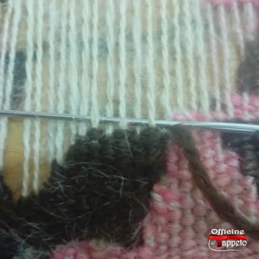 Fase 2 - Avanzamento dell'orditura d un tappeto Kilim